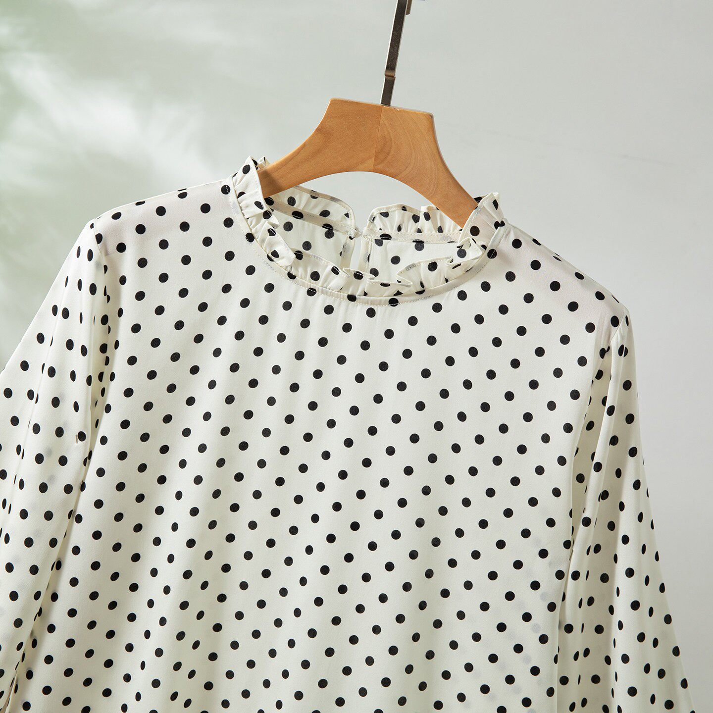 Silk Blouse - قميص وينسلتر أنيق مصنوع من 93%